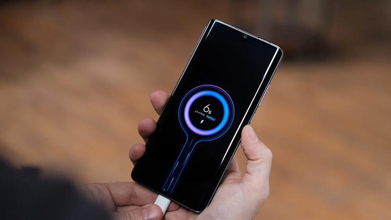 Smartphone Xiaomi luôn sở hữu công nghệ sạc nhanh vượt trội